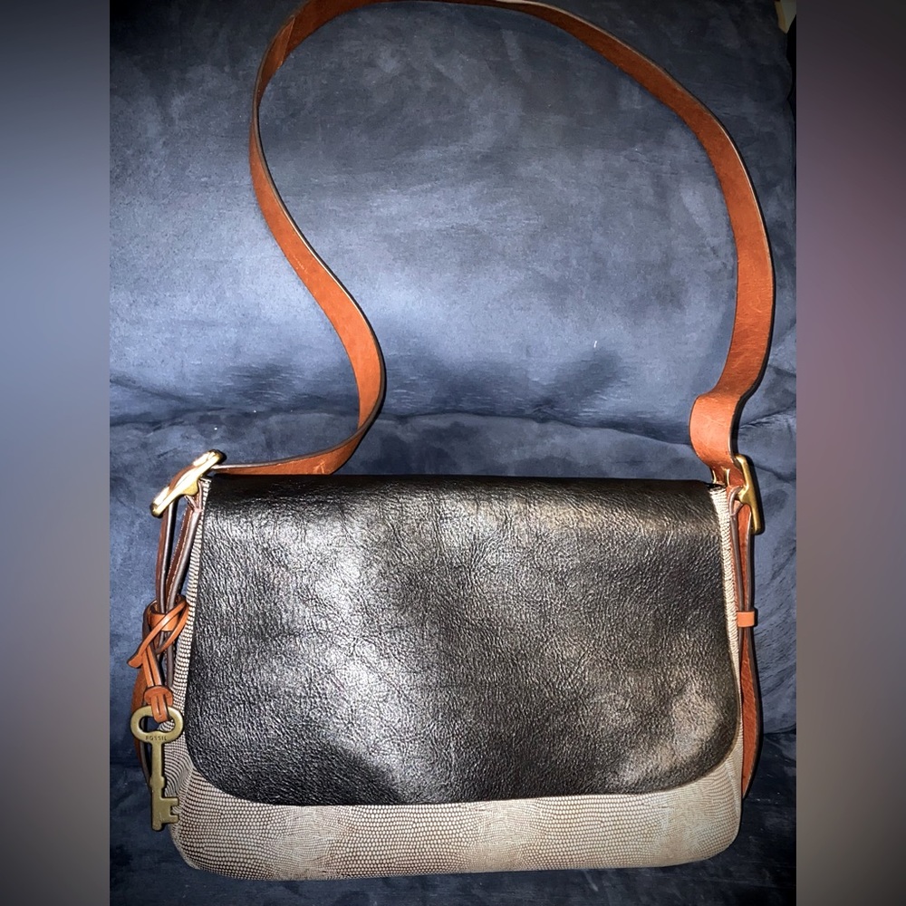 Fossil Harper small Leather Crossbody Purse. Black/ Brown Animal print body